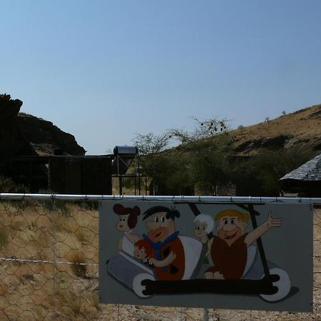 Rooiklip Camp Flintstoneアパートメント エクステリア 写真
