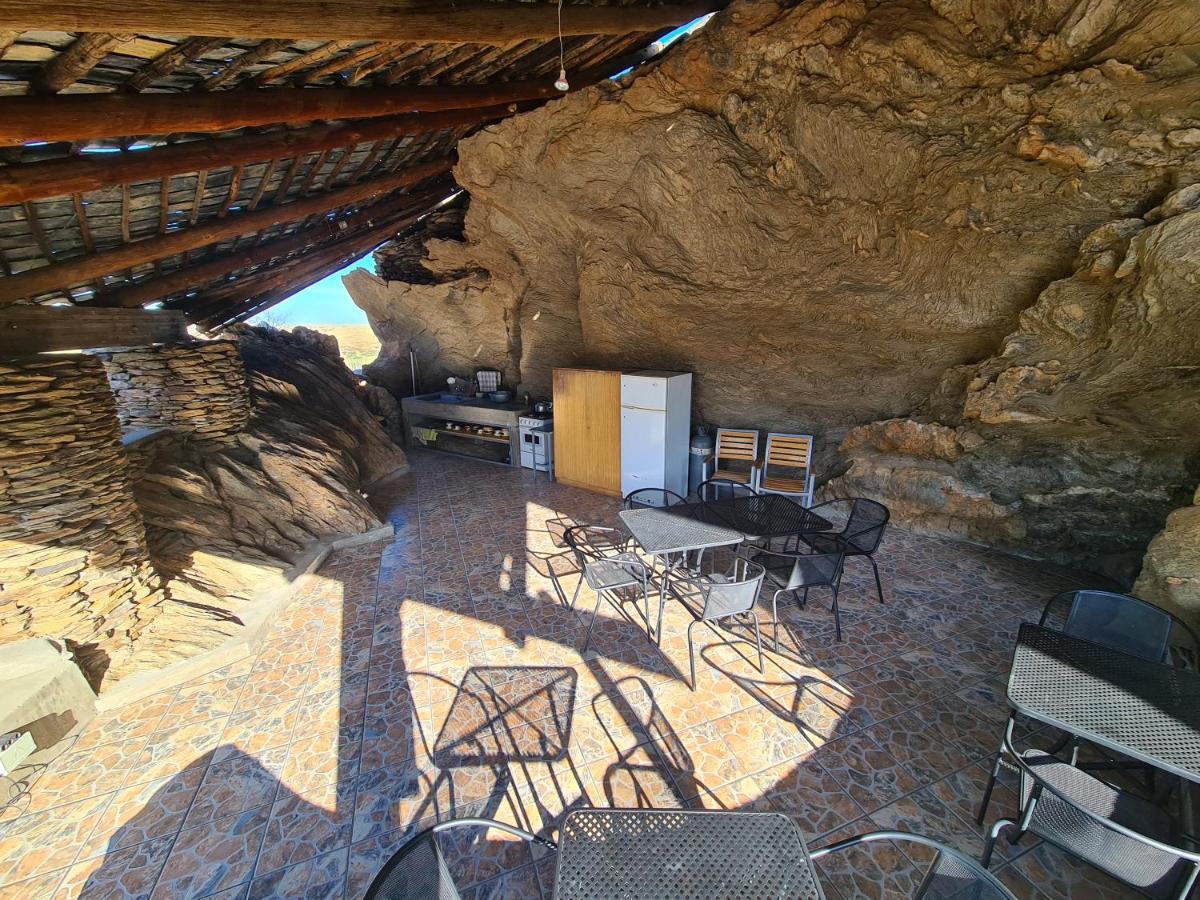 Rooiklip Camp Flintstoneアパートメント エクステリア 写真